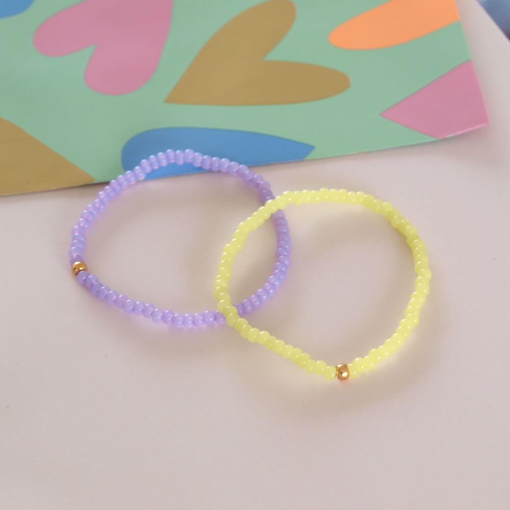 widaro armband pastel yellow/lila beads
