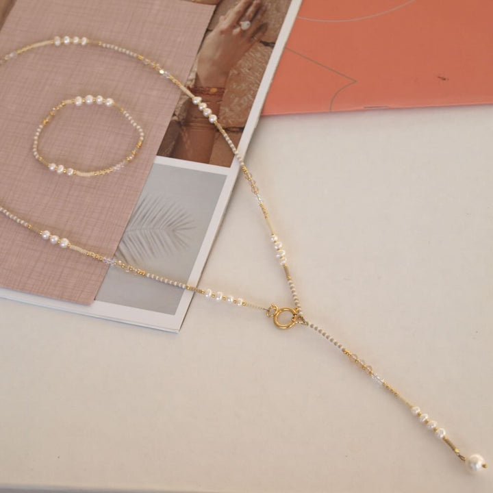 Widaro halflange ketting mix naturel pearl