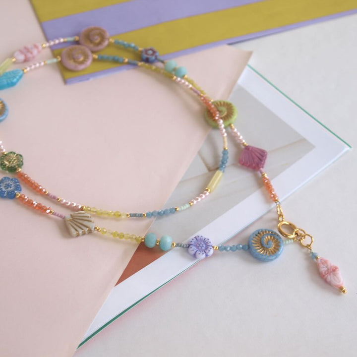 Widaro lange ketting pastel flow