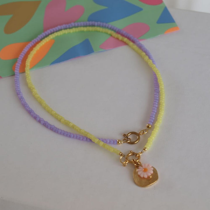 widaro ketting pastel yellow/lila beads (goud/zilver)