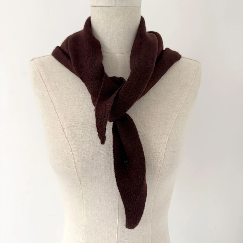 sjaalmania sjaal cosy triangle hickory