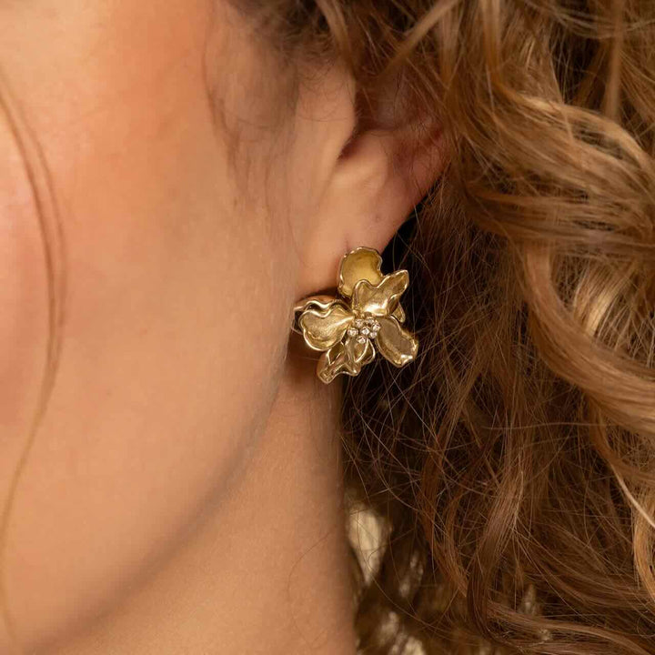 sparkling jewels oorbellen botanic push back cz gold