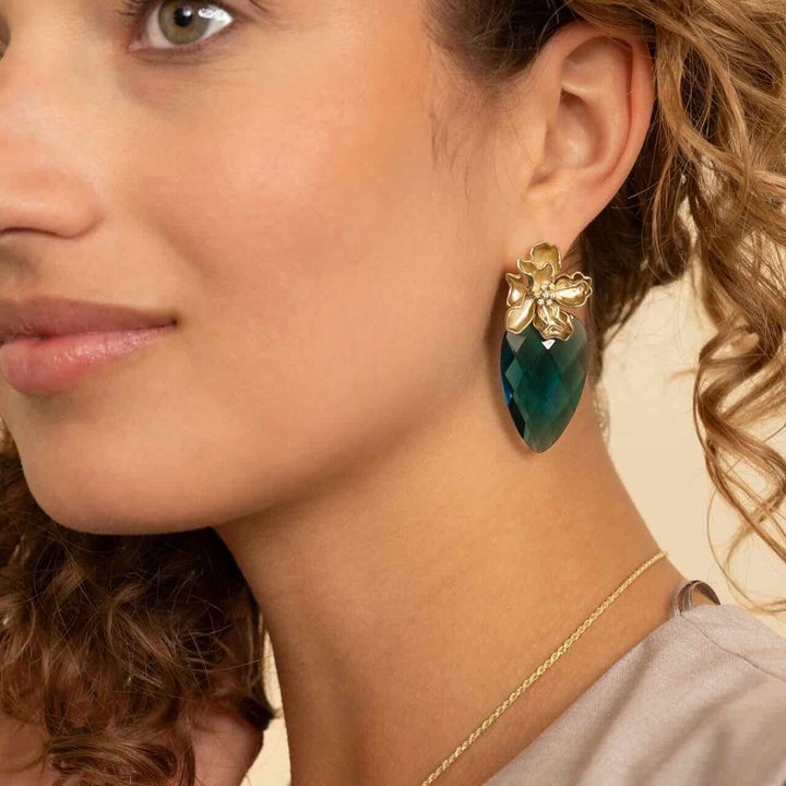 sparkling jewels hangers blossom turquoise quartz