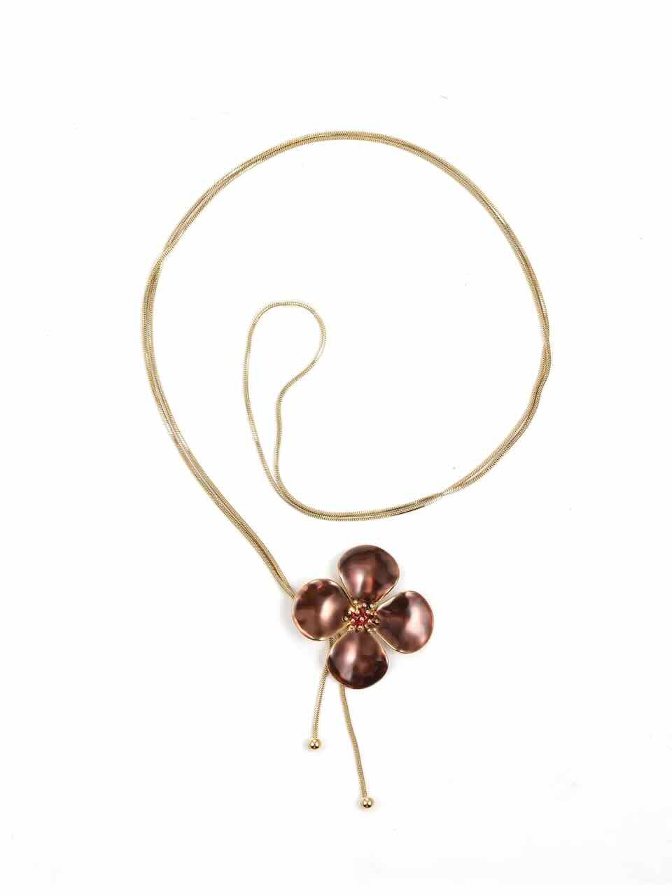 rose & camellia lange ketting burgundy flower