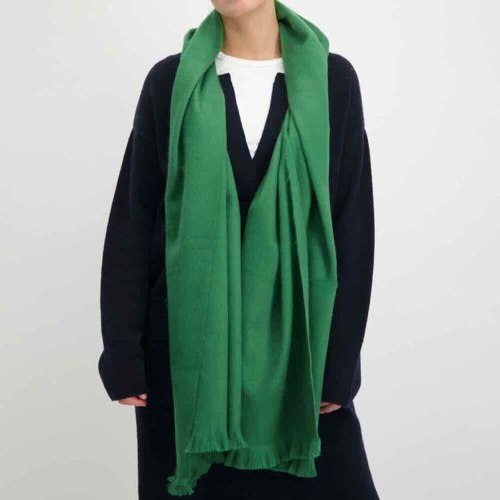 alpaca loca sjaal slim spring green