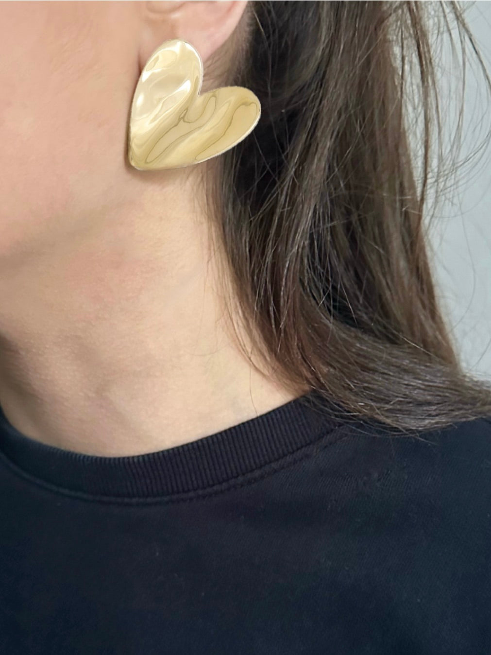 Ellen Beekmans oorbellen gouden hart