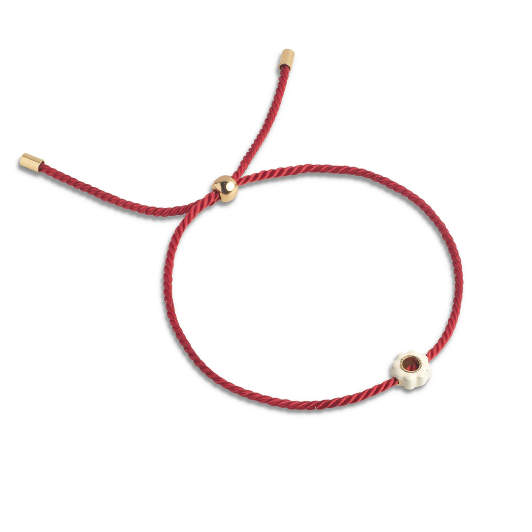enamel armband tokens red daisy