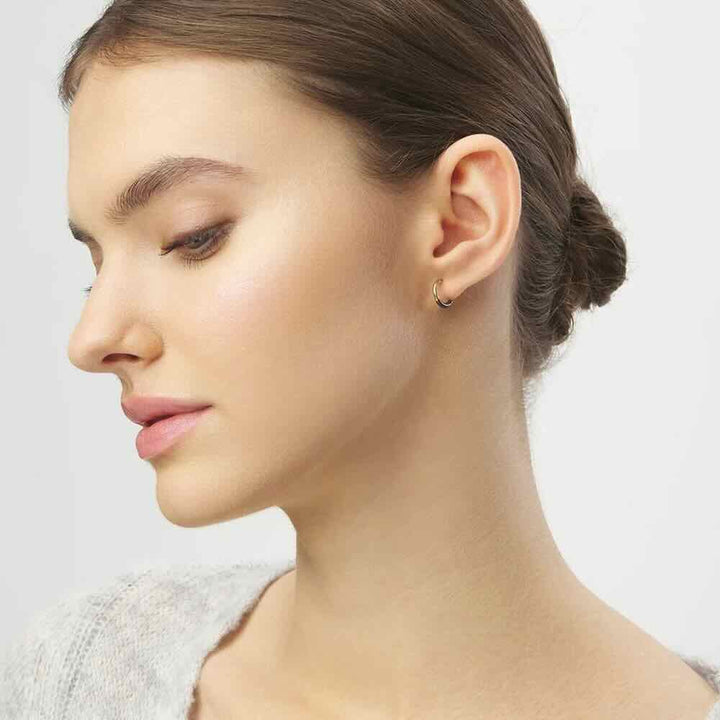 lulu copen oorbel color hoop half dip cocoa powder (1stuk)