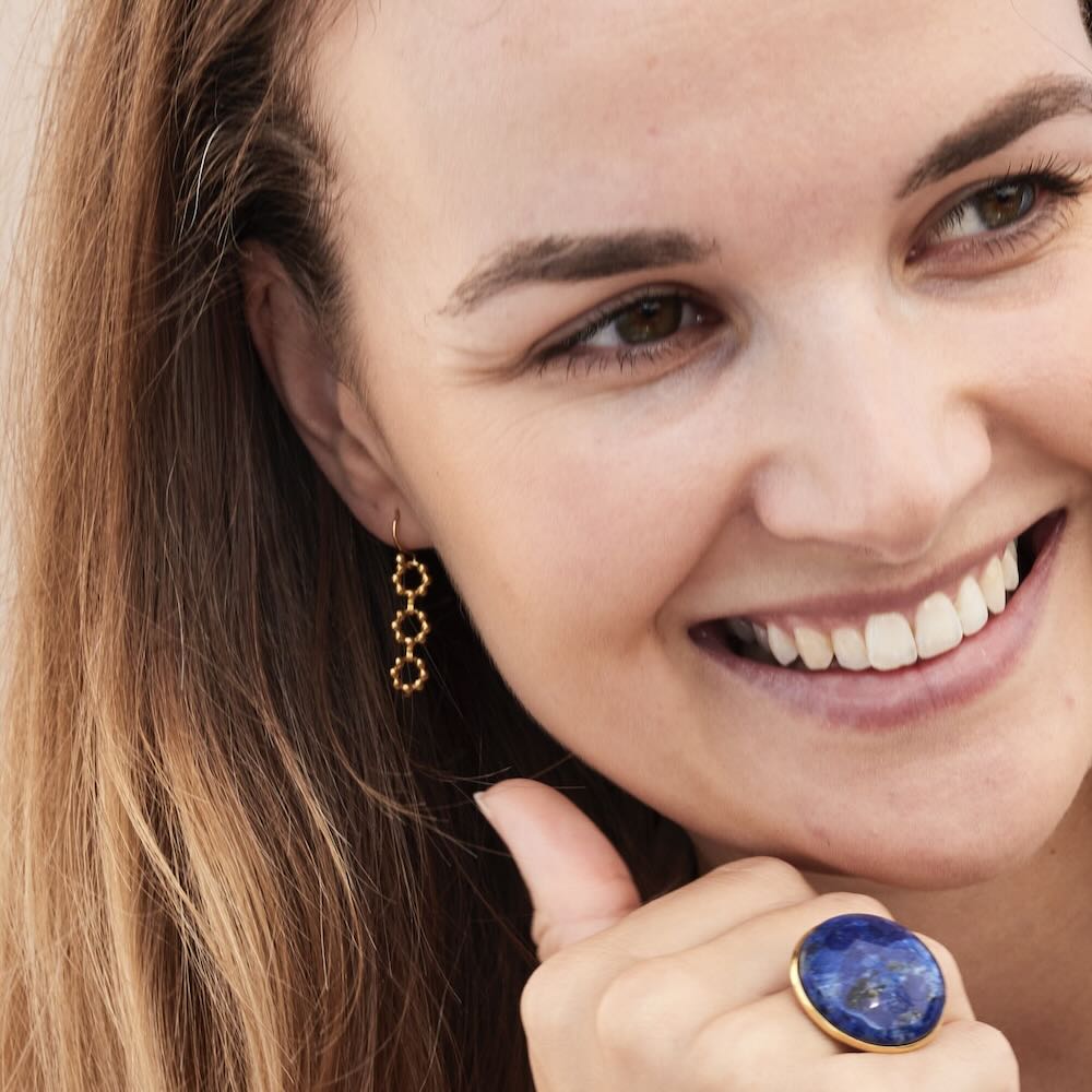 Ellen Beekmans oorbellen 3 bewerkte schakels