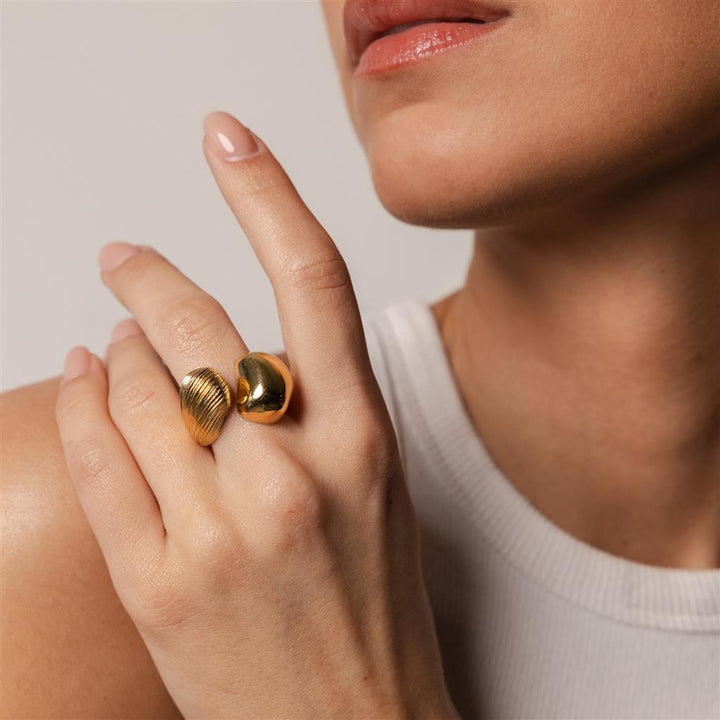 souvenirs de pomme rosa gold ring