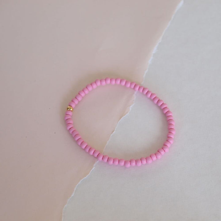 Widaro armband mat fuchsia/pink beads (Goud/zilver)