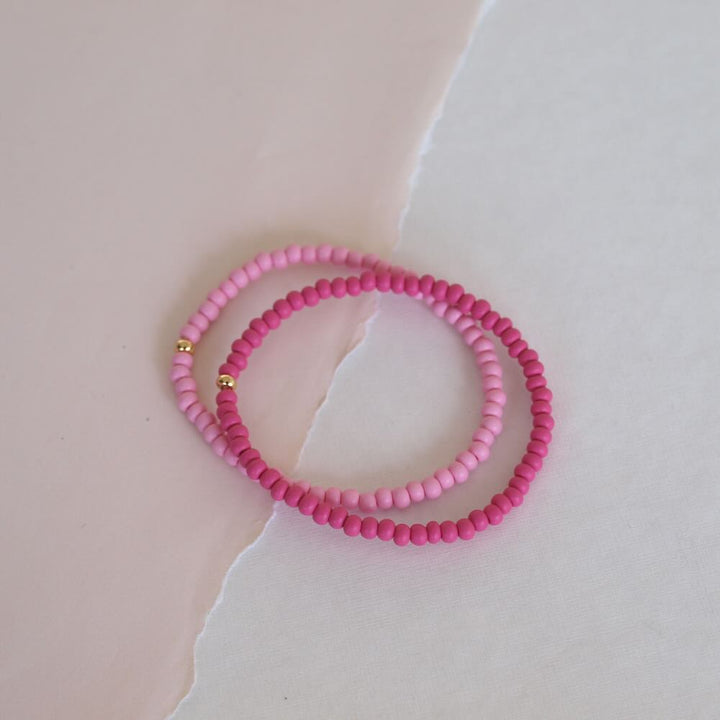 Widaro armband mat fuchsia/pink beads (Goud/zilver)