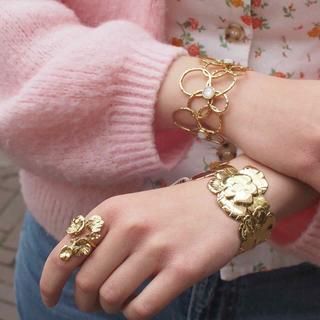 Rose & Camellia bangle flowergarden