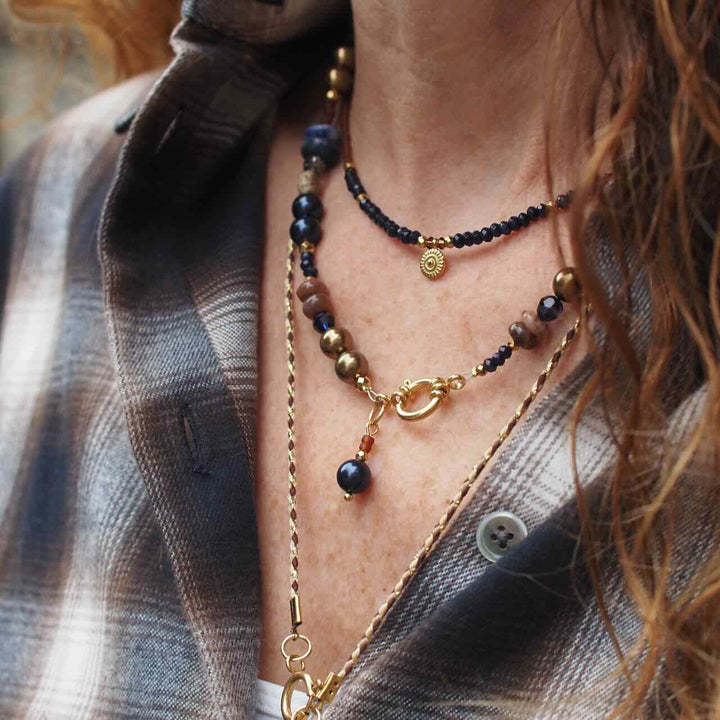 widaro ketting blue brown in the mix