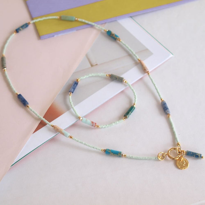 widaro halflange ketting blue mint & stones