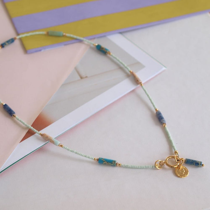 widaro halflange ketting blue mint & stones