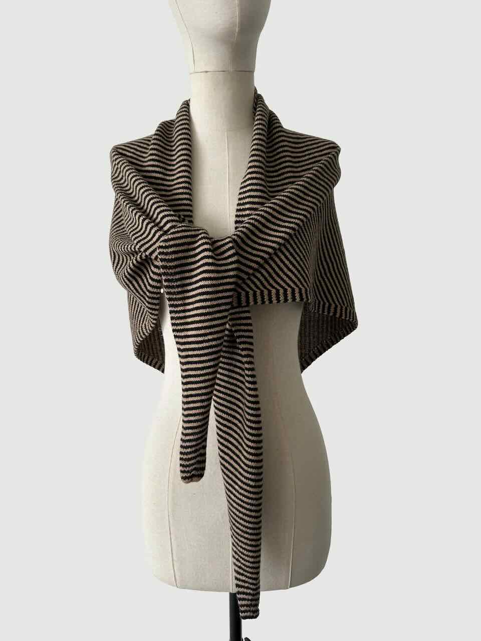 sjaalmania cosy chic triangle camel beige