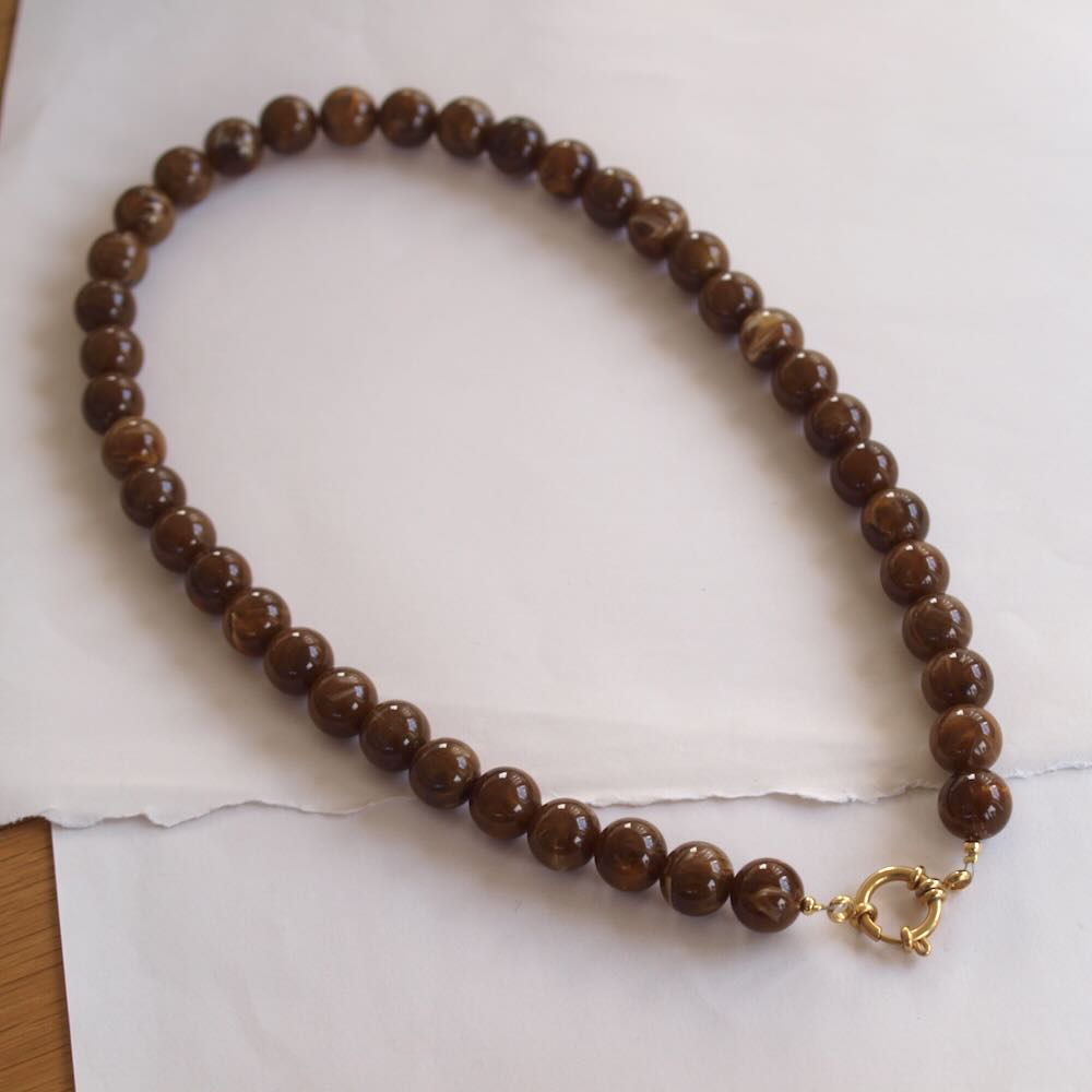 widaro ketting brown marmer