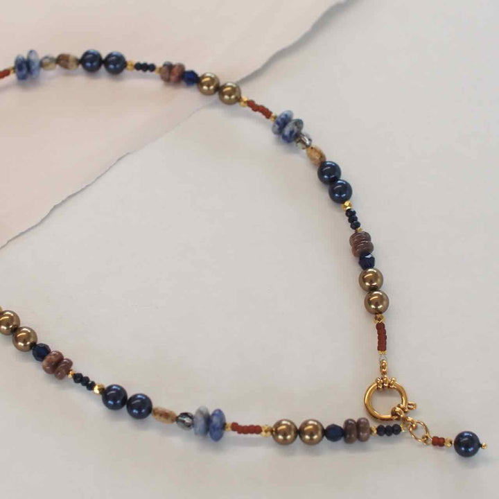widaro ketting blue brown in the mix