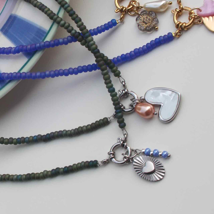 widaro ketting matte green beads