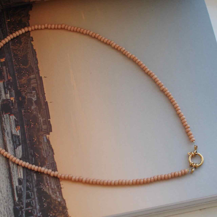 widaro ketting naturel brown beads