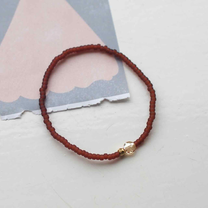 widaro armband one stone naturel (kies je kleur)