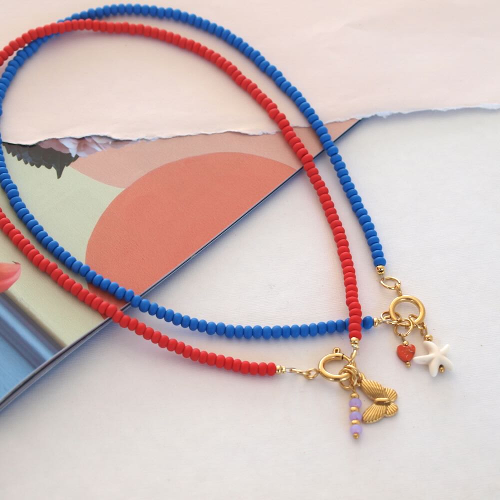 Widaro ketting mat red/blue beads (Goud/zilver)