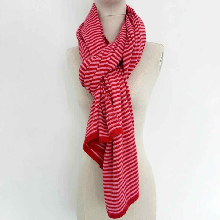 sjaalmania sjaal cosy chic stripes lipstick red/ fabulous candy