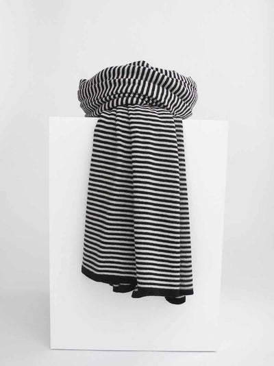 sjaalmania sjaal cosy long stripes black-light sand