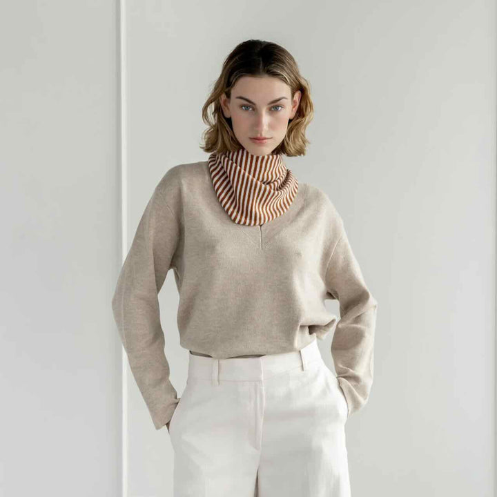 sjaalmania cosy triangle small shale/maritiem white