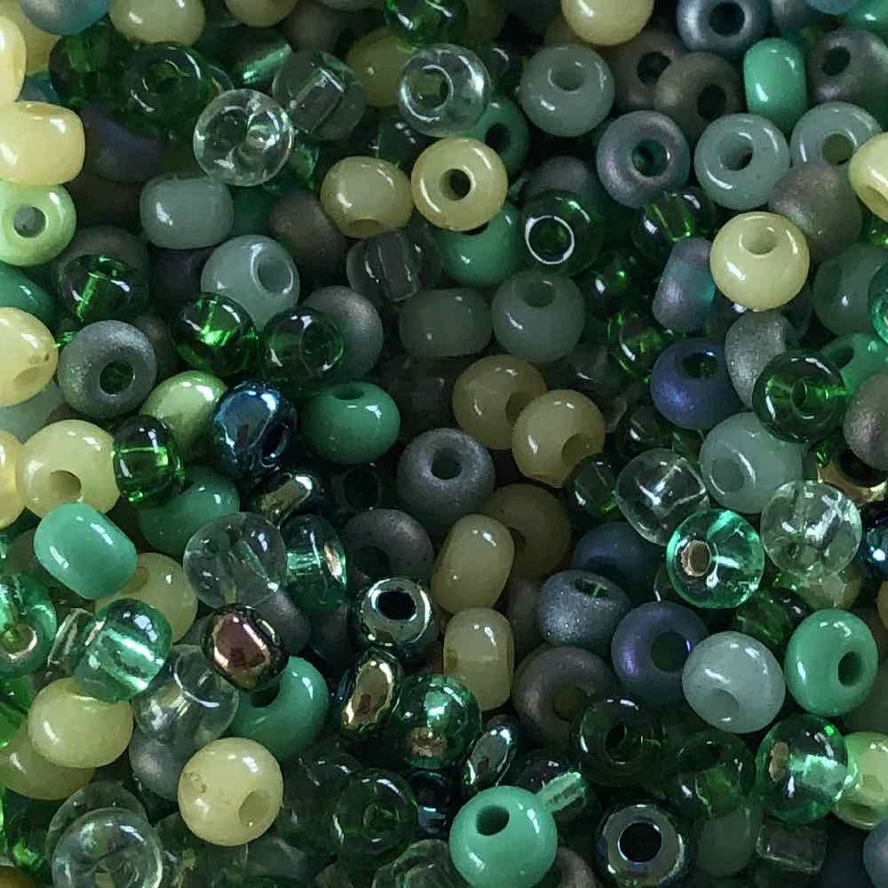 rocailles 6/0 mix green