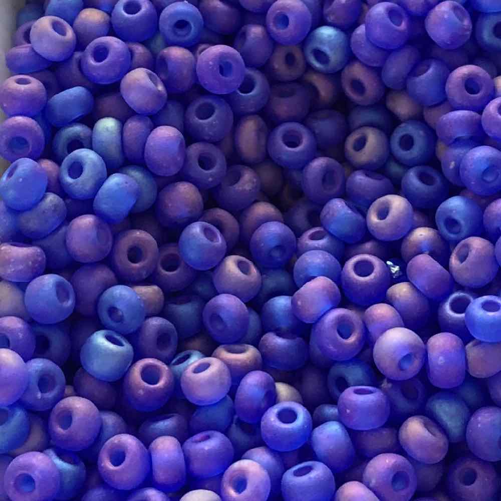 rocailles 6/0 matte blue